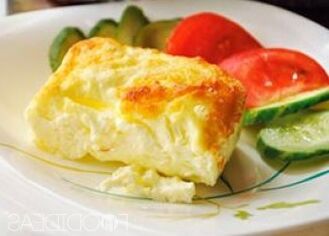 keto dietasi uchun sabzavotli omlet